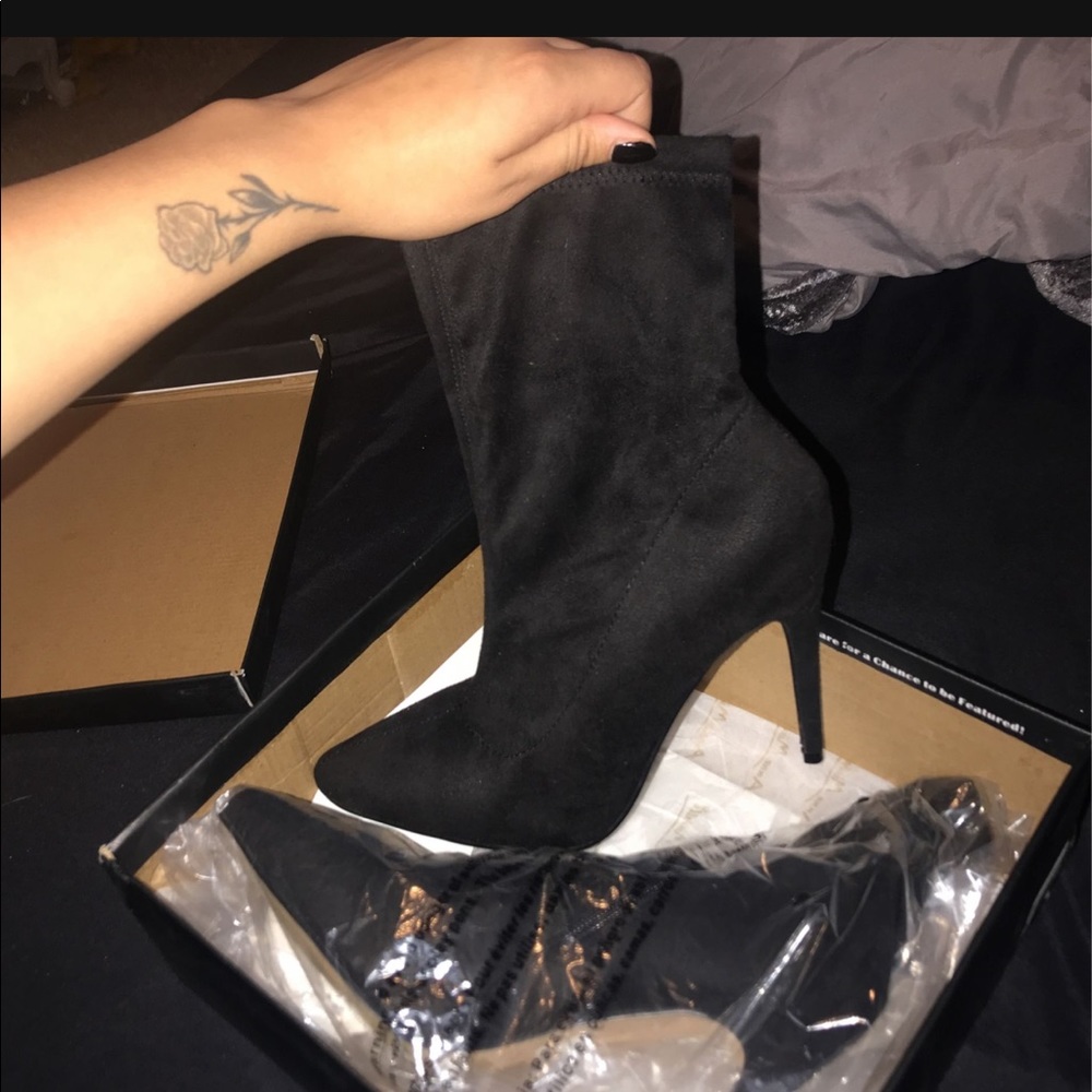Brand new broke my ankle can’t wear